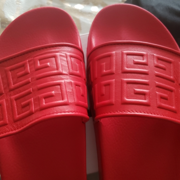 Womens Authentic Givenchy Pool Slides - Picture 2 of 5